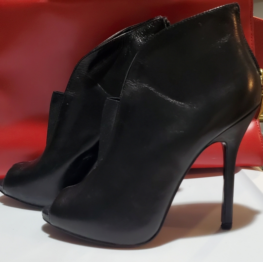 Guess Booties